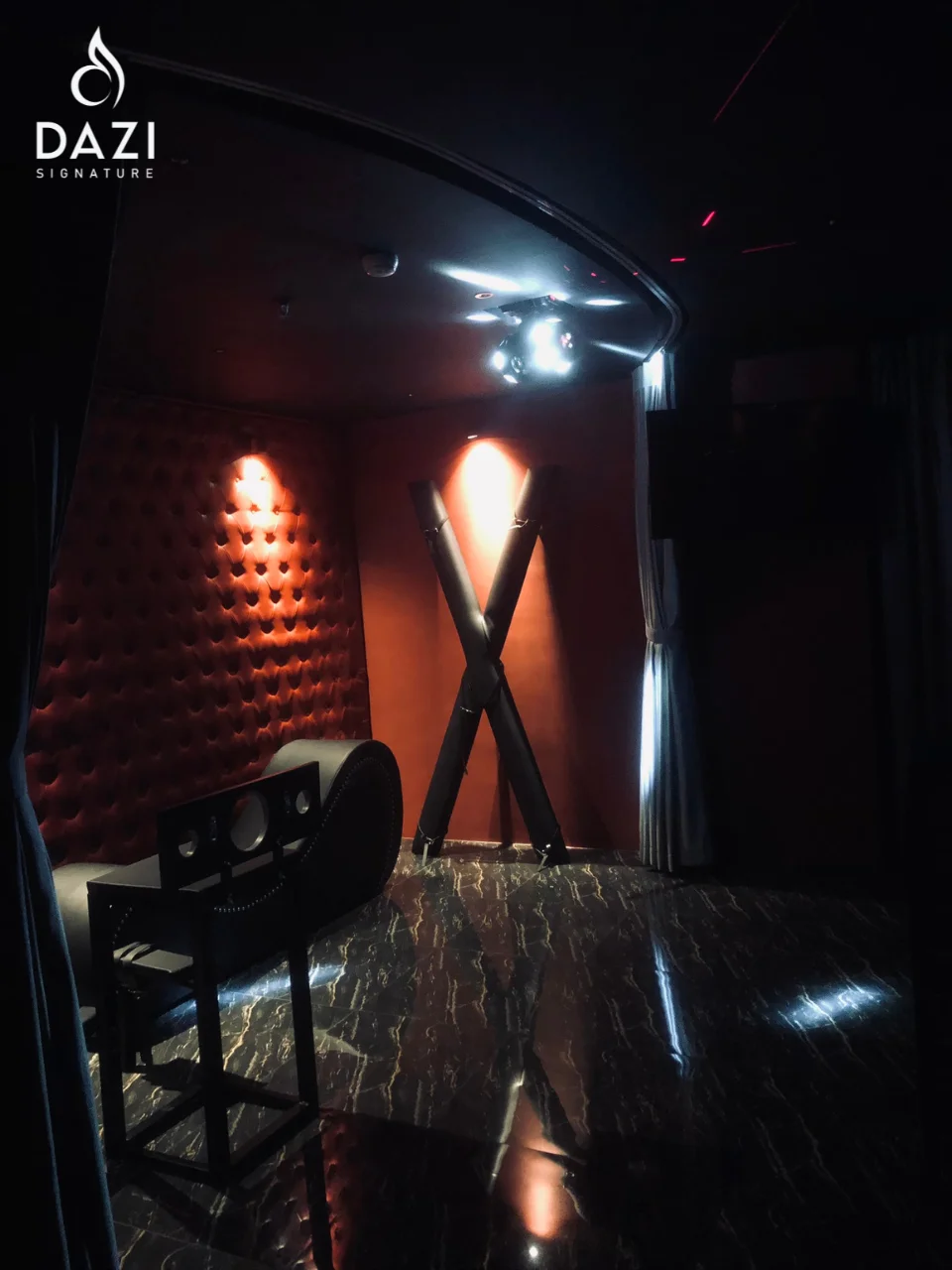 Bdsm Room - góc nhìn 2